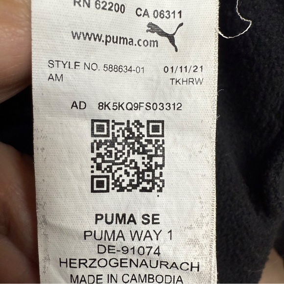 Puma Black Hoodie with Camo Logo - Picture 4 of 6